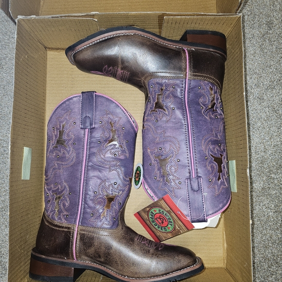 Laredo Purple and Brown Women's Western Boots - Picture 13 of 14